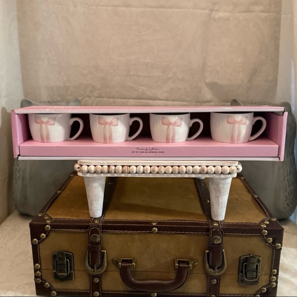 ⚡️Godinger Pink Bow Expresso Mugs